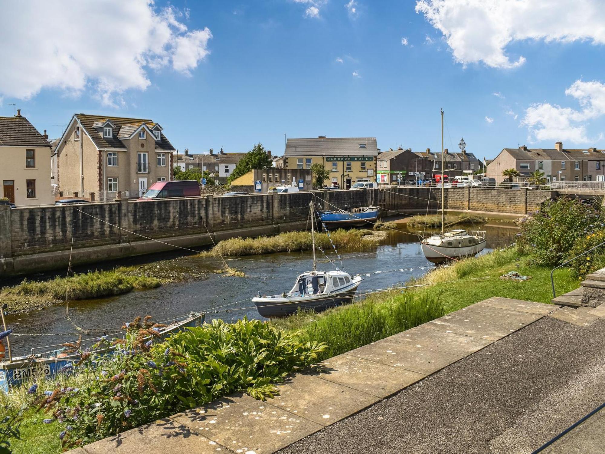 Kingfishers Rest Millom Exterior photo